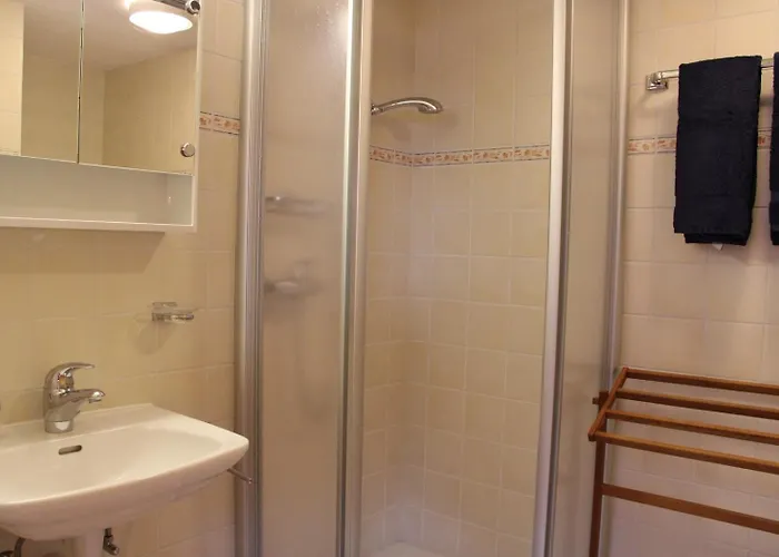 Four Seasons 1 - 1 Bedroom شقة *